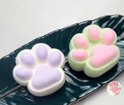 Squishy hecho a mano de pata de gato Taba