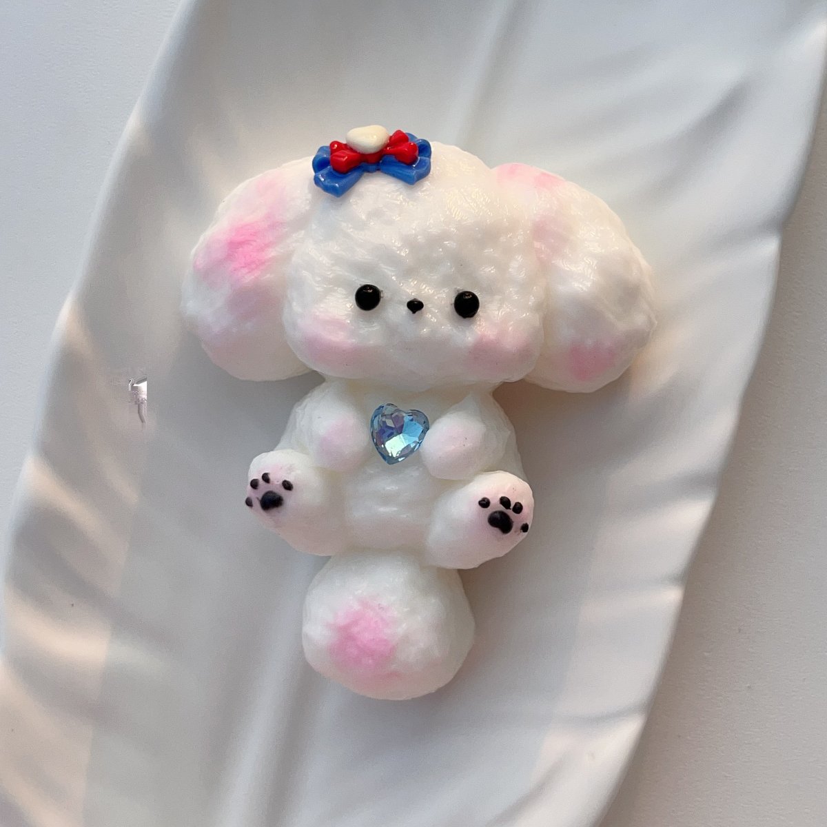 Perro princesa Taba Squishy hecho a mano