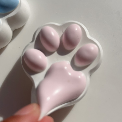 Squishy hecho a mano de pata de gato Taba